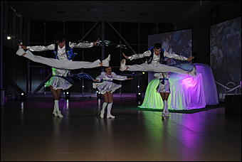    Салон «Автомагистраль» презентовал обновленный УАЗ «Патриот» и вручил ключи первым  покупателям