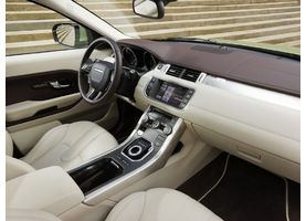   10 лучших автомобильных интерьеров 2012 года