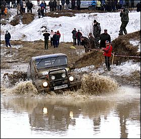 9 апреля 2006 г., Барнаул   Трофи-спринт "Апрельский кураж" <BR>фото: Ольга Комиссарова 
