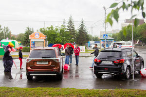   C Днем города поздравил бийчан Автоцентр АНТ