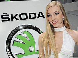   Девушки с Женевского автосалона 2011