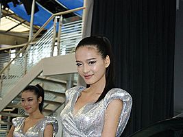   Девушки с Шанхайского автосалона 2011