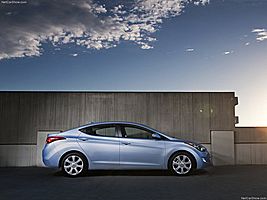   Hyundai Elantra 2011