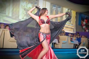   Автосалон Mitsubishi Автоцентра АНТ поздравил сеть фитнес-клубов Сафари с днем рождения!