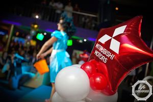   Автосалон Mitsubishi Автоцентра АНТ поздравил сеть фитнес-клубов Сафари с днем рождения!