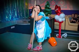   Автосалон Mitsubishi Автоцентра АНТ поздравил сеть фитнес-клубов Сафари с днем рождения!