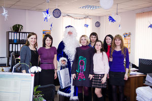   Автоцентр АНТ - Hyundai поздравил своих партнеров и друзей с Новым годом!