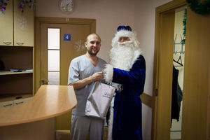   Автоцентр АНТ - Hyundai поздравил своих партнеров и друзей с Новым годом!