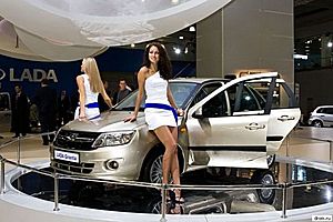   Самые красивые девушки автошоу в Москве