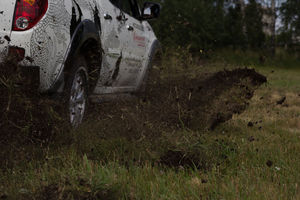   Автоцентр АНТ официальный дилер автомобилей Mitsubishi провел экстремальный тест-драйв легендарных японских внедорожников