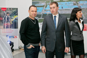   Автоцентр АНТ - официальный дилер Hyundai провел одновременно презентацию четырех автомобилей