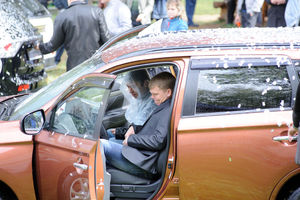   Автоцентр АНТ собирает друзей!