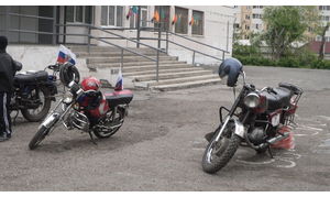   Автомотовыставка в День защиты детей. 
01.06.13г.