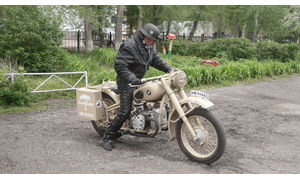   Автомотовыставка в День защиты детей. 
01.06.13г.