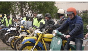   Автомотовыставка в День защиты детей. 
01.06.13г.