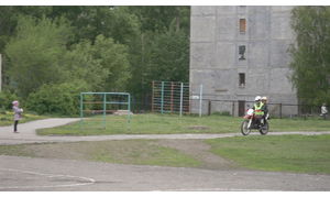   Автомотовыставка в День защиты детей. 
01.06.13г.