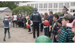   Автомотовыставка в День защиты детей. 
01.06.13г.