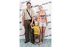   Презентация универсала «LADA Largus» в автоцентре Алтай-Лада, 30.06.2012 г.   