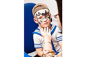   Презентация универсала «LADA Largus» в автоцентре Алтай-Лада, 30.06.2012 г.   