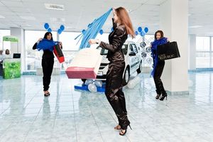   Презентация универсала «LADA Largus» в автоцентре Алтай-Лада, 30.06.2012 г.   