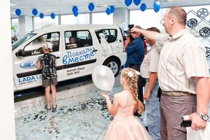   Презентация универсала «LADA Largus» в автоцентре Алтай-Лада, 30.06.2012 г.   