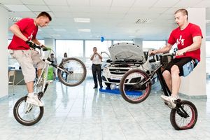   Презентация универсала «LADA Largus» в автоцентре Алтай-Лада, 30.06.2012 г.   