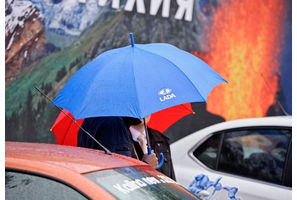   Автоцентр АНТ поздравил жителей с Днем города!