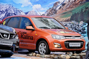   Автоцентр АНТ поздравил жителей с Днем города!