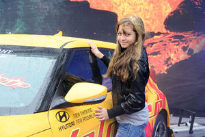   Автоцентр АНТ поздравил жителей с Днем города!