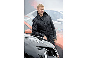   Автоцентр АНТ поздравил жителей с Днем города!