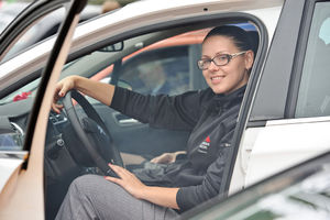   Автоцентр АНТ поздравил жителей с Днем города!