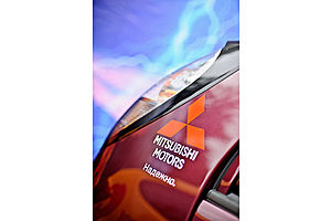   Автоцентр АНТ поздравил жителей с Днем города!