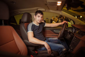   15 марта 2013г состоялась большая премьера в автосалоне «Барнаул-Моторс»!