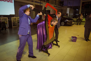   15 марта 2013г состоялась большая премьера в автосалоне «Барнаул-Моторс»!