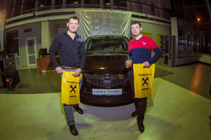   15 марта 2013г состоялась большая премьера в автосалоне «Барнаул-Моторс»!