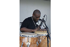     Презентация  нового поколения  премиального кроссовера Mercedes-Benz M-Класса, 31 мая дилерский центр Mercedes-Benz в Барнауле а автосалоне «ПМ-Авто» 
