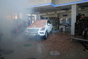     Презентация  нового поколения  премиального кроссовера Mercedes-Benz M-Класса, 31 мая дилерский центр Mercedes-Benz в Барнауле а автосалоне «ПМ-Авто» 
