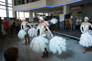     Презентация  нового поколения  премиального кроссовера Mercedes-Benz M-Класса, 31 мая дилерский центр Mercedes-Benz в Барнауле а автосалоне «ПМ-Авто» 
