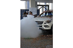     Презентация  нового поколения  премиального кроссовера Mercedes-Benz M-Класса, 31 мая дилерский центр Mercedes-Benz в Барнауле а автосалоне «ПМ-Авто» 
