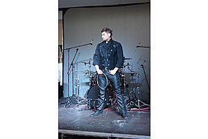     Презентация  нового поколения  премиального кроссовера Mercedes-Benz M-Класса, 31 мая дилерский центр Mercedes-Benz в Барнауле а автосалоне «ПМ-Авто» 
