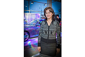   НОВЫЙ BMW 3 СЕРИИ. Автосалон "Дикси", официальный дилер BMW представил новое поколение победителей.