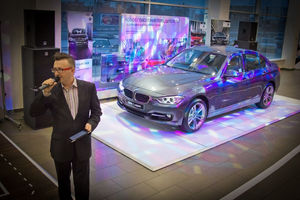   НОВЫЙ BMW 3 СЕРИИ. Автосалон "Дикси", официальный дилер BMW представил новое поколение победителей.