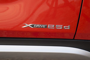   BMW предсталяет НОВЫЙ BMW X1