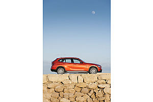   BMW предсталяет НОВЫЙ BMW X1