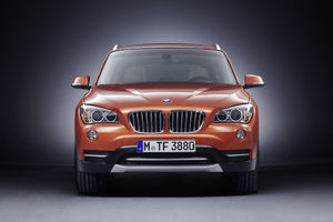   BMW предсталяет НОВЫЙ BMW X1