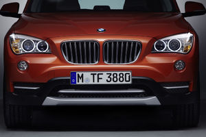   BMW предсталяет НОВЫЙ BMW X1