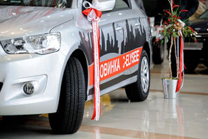   Новинка от Автоцентра АНТ – Citroen C-Elysee от 455 900 рублей – понравилась барнаульцам!

 