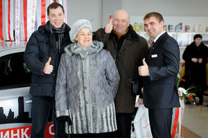   Новинка от Автоцентра АНТ – Citroen C-Elysee от 455 900 рублей – понравилась барнаульцам!

 