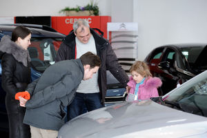   Новинка от Автоцентра АНТ – Citroen C-Elysee от 455 900 рублей – понравилась барнаульцам!

 