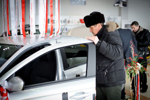   Новинка от Автоцентра АНТ – Citroen C-Elysee от 455 900 рублей – понравилась барнаульцам!

 